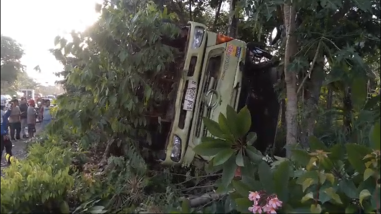 Rem Blong, Truk Tangki Tabrak Motor dan Tewaskan Pelajar di Cianjur