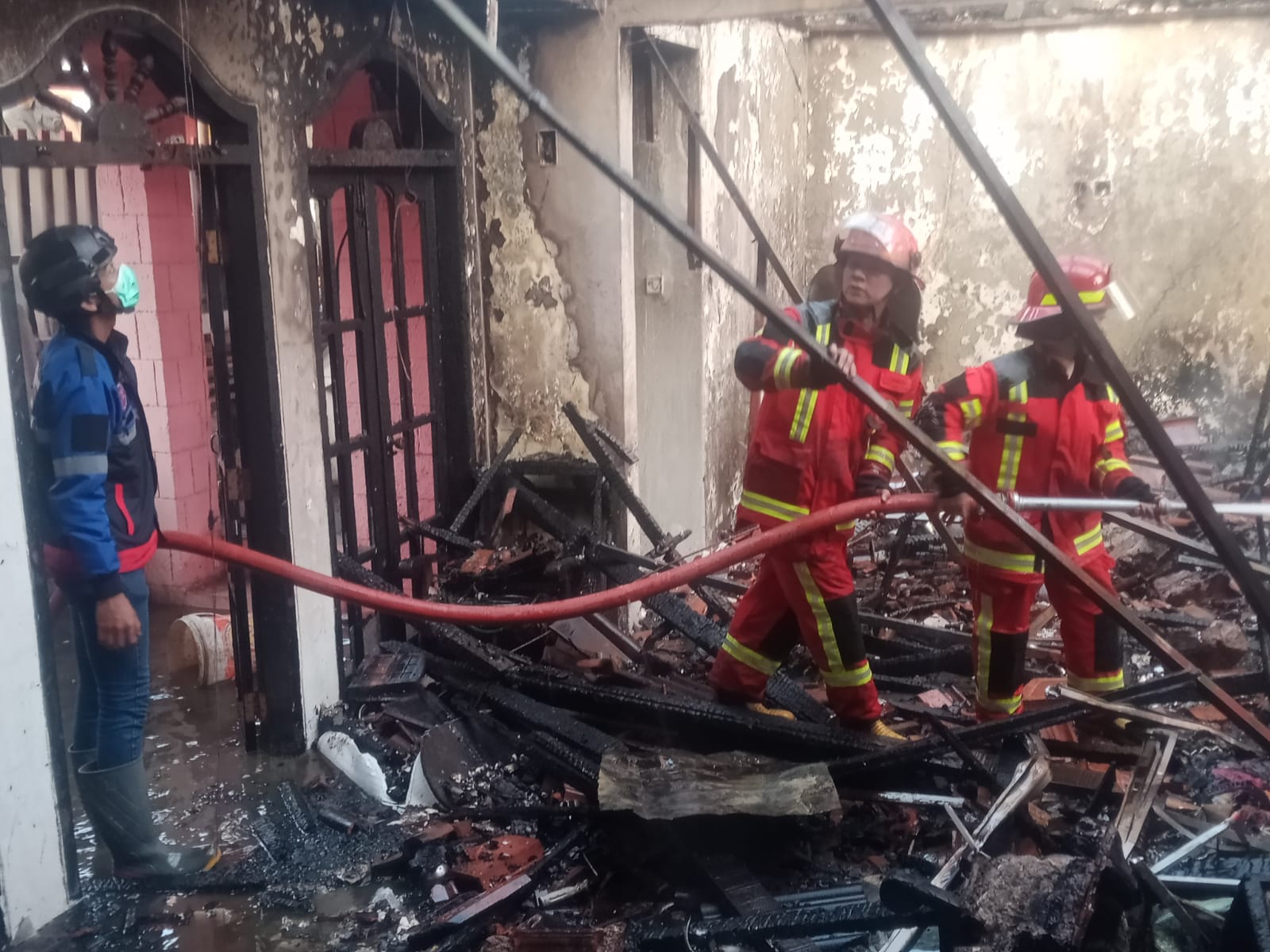 Kebakaran Rumah di BTN Joglo Cianjur, Pemilik Rugi Ratusan Juta