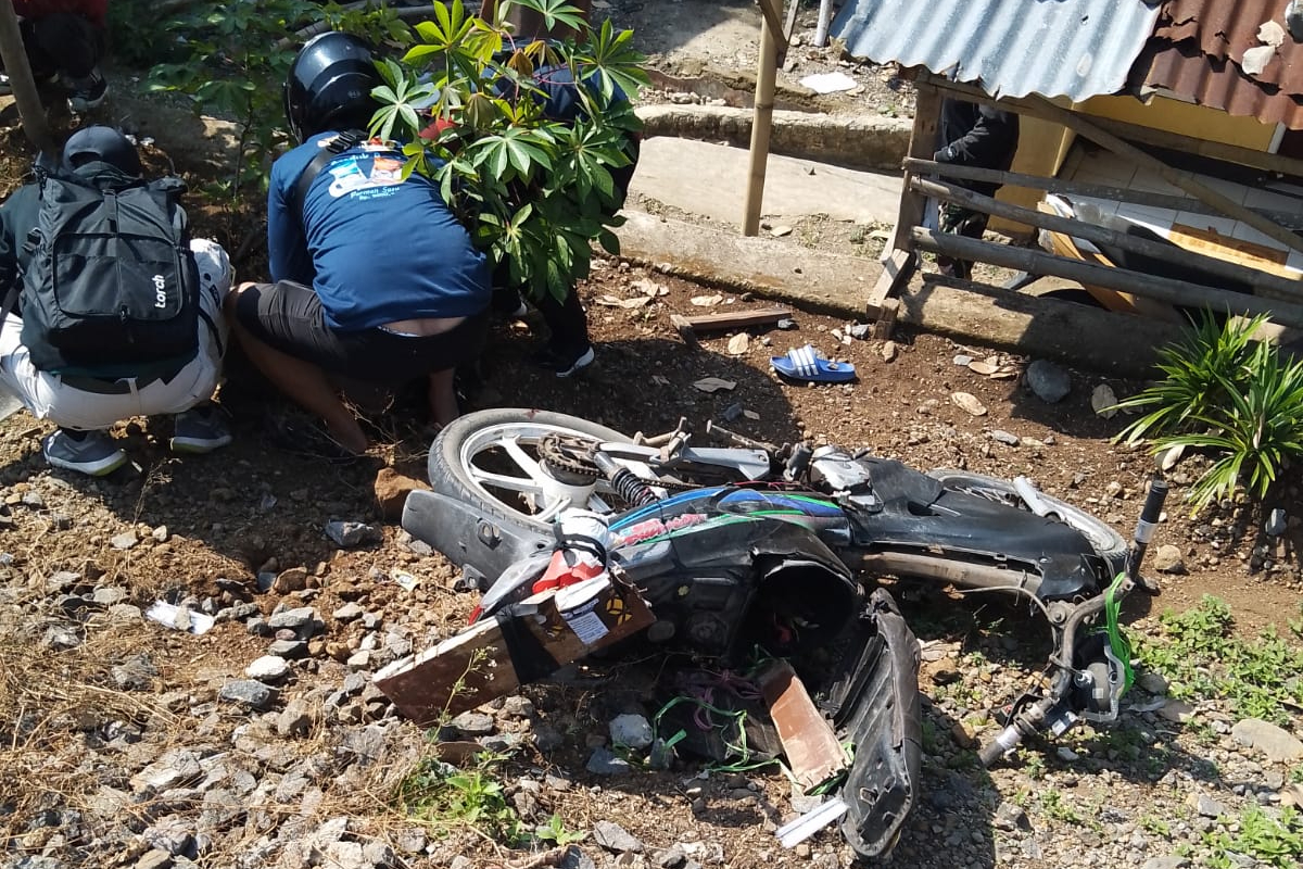 Pemotor di Cianjur Tertemper Kereta Api Siliwangi Sukabumi-Cipatat, Alami Luka Berat