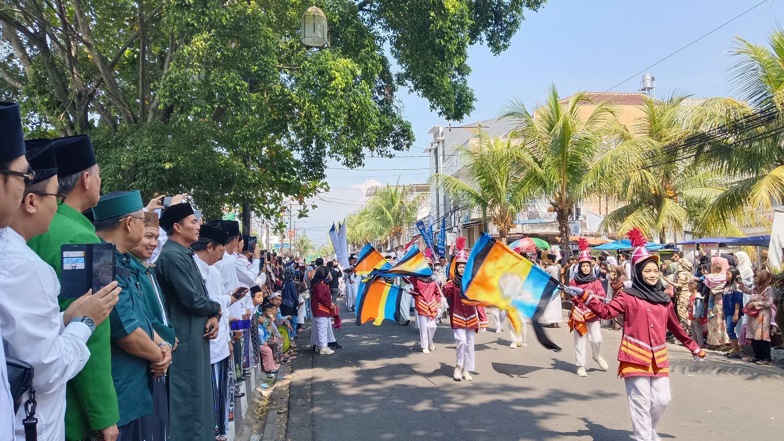 Ribuan Santri Cianjur Meriahkan Pawai Hari Santri Nasional 2024 dengan Semangat Kebersamaan