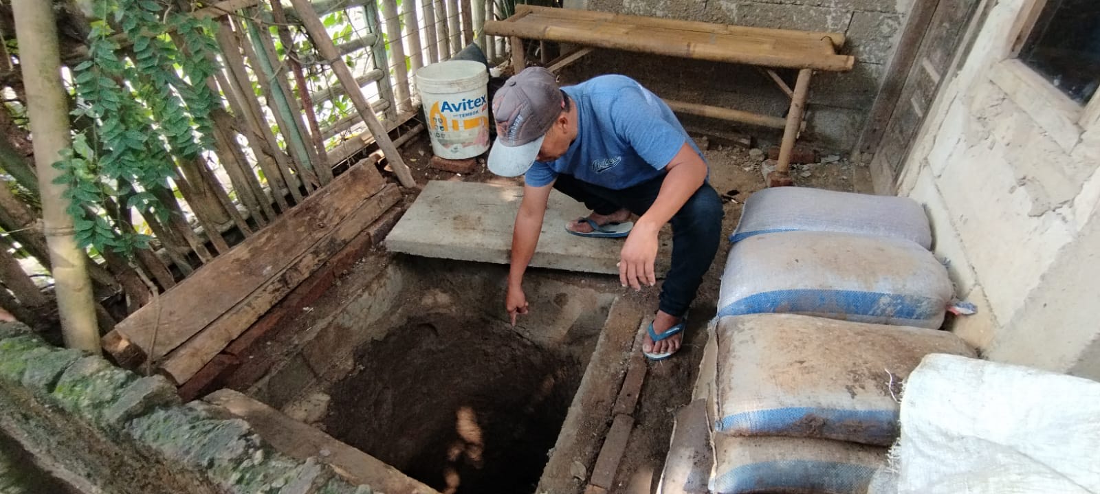 Terowongan Misterius di Cianjur Ditemukan Warga saat Menggali Sumur