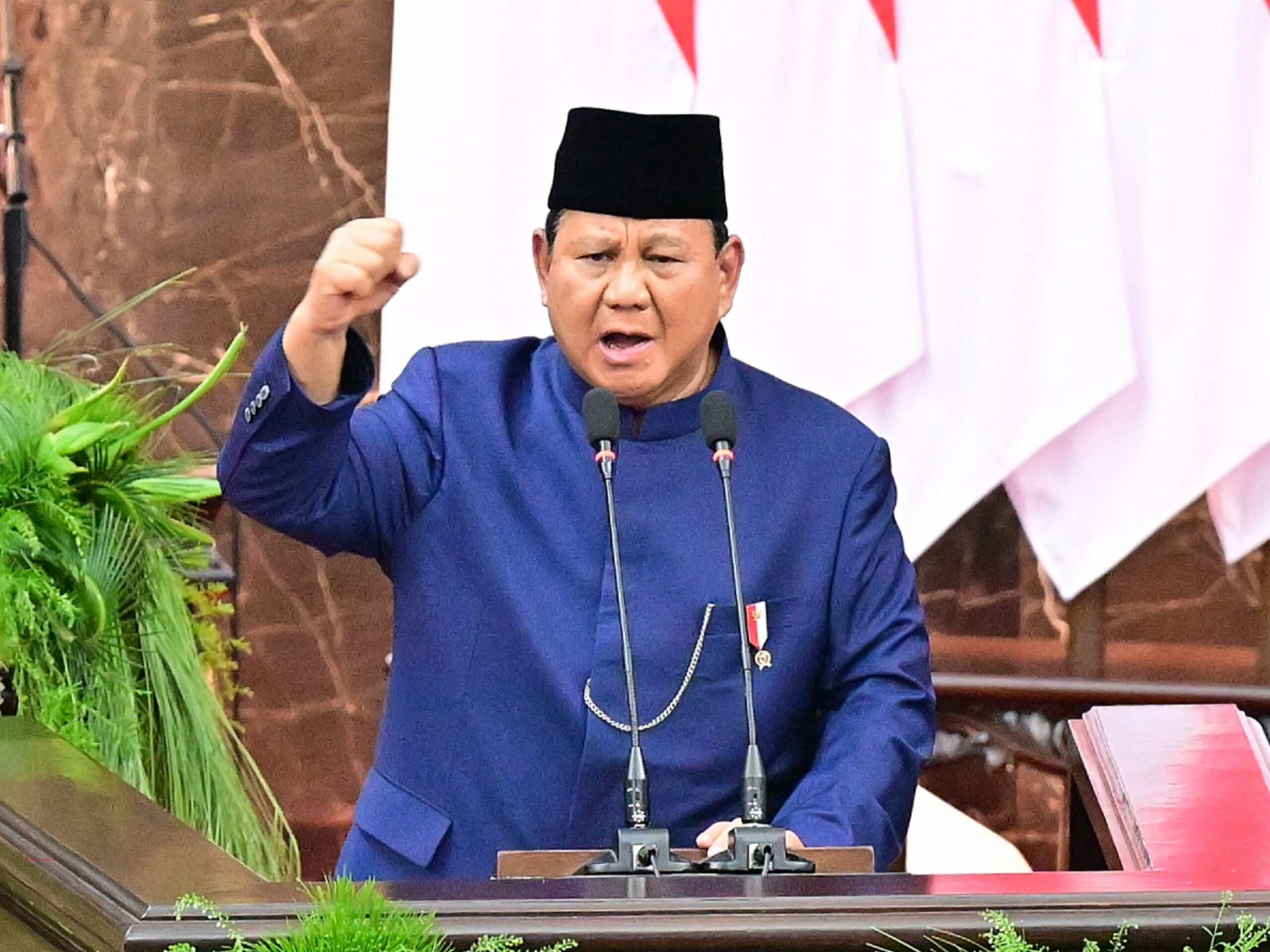 UMP 2025 Naik 6,5%, Prabowo Tegaskan Komitmen untuk Kesejahteraan Buruh