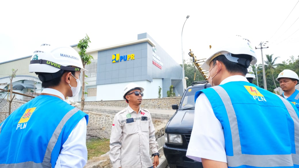 Semarak Tahun Baru 2025, PLN Hadirkan Energi untuk Keberlanjutan Lingkungan