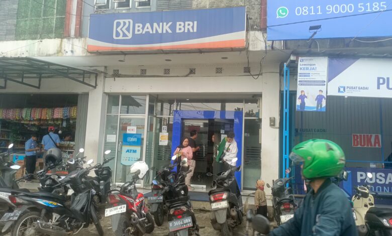 Bank BRI Unit Gekbrong Tutup Mulut Soal Oknum Pegawai yang Rugikan Nasabah Hingga Miliaran