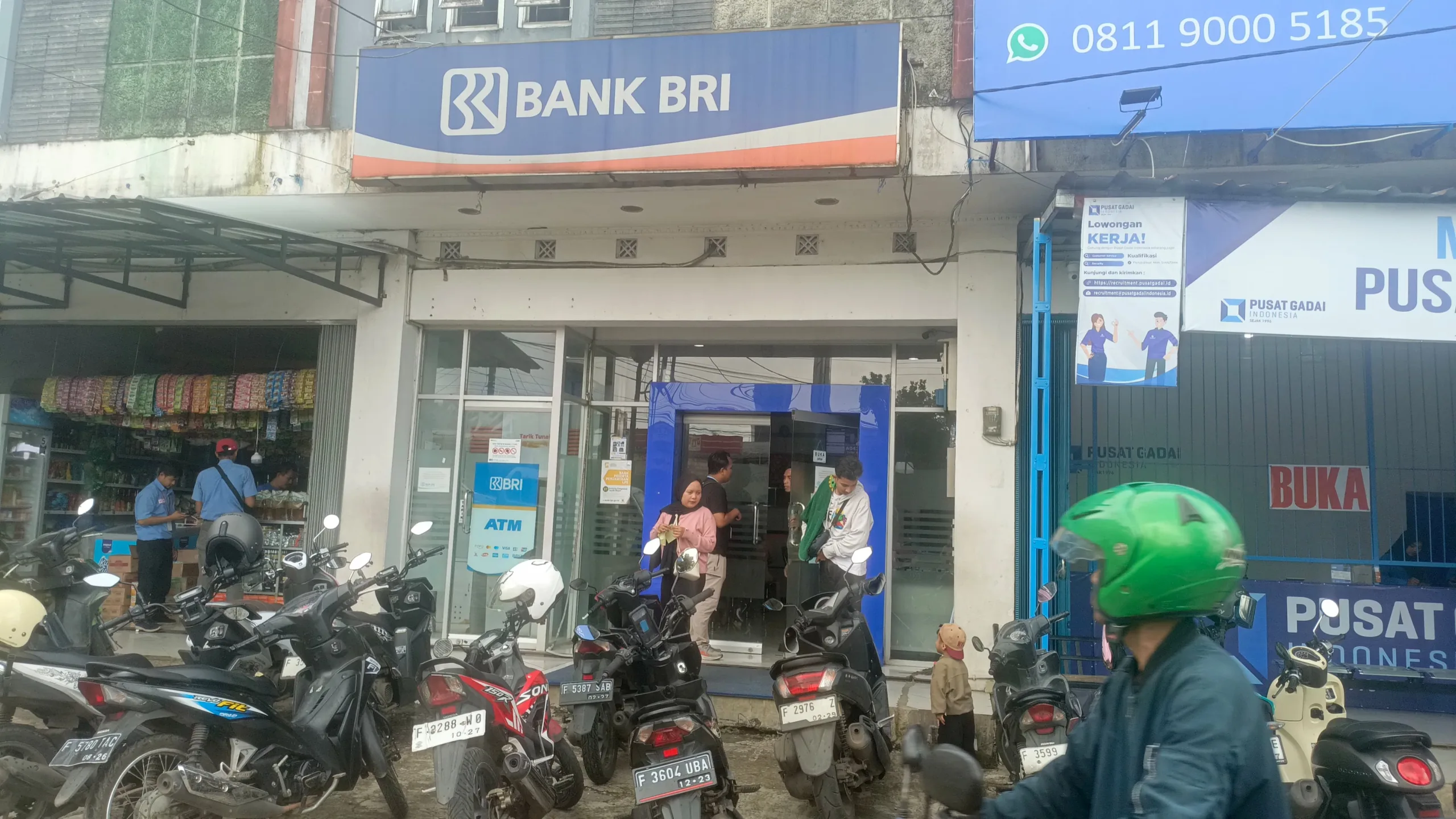 Bank BRI Unit Gekbrong Tutup Mulut Soal Oknum Pegawai yang Rugikan Nasabah Hingga Miliaran