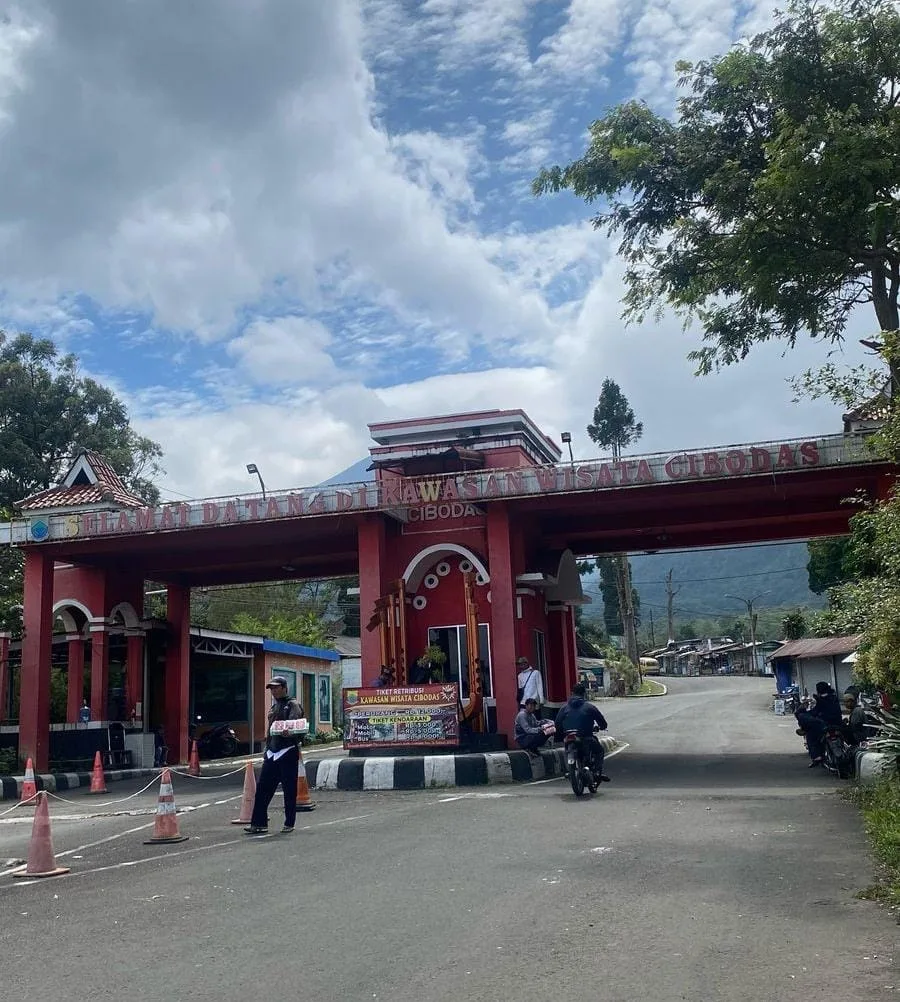 Dugaan korupsi retribusi wisata Kebun Raya Cibodas menyeret sejumlah pejabat Pemkab Cianjur