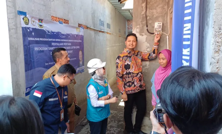 28.560 Rumah Tangga di Jawa Barat Nikmati Listrik Berkat Program BPBL 2024