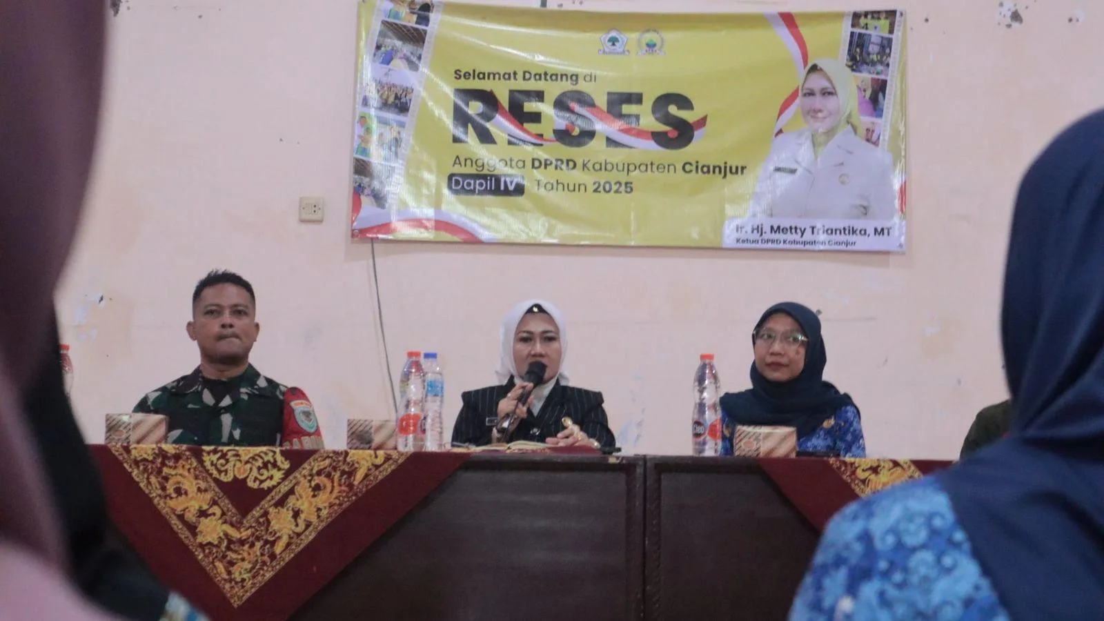 Ketua DPRD Cianjur, Metty Triantika Gelar Reses di Enam Desa Serap Aspirasi Warga