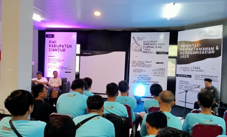 PWI Cianjur gelar OKK 2025 untuk mencetak wartawan profesional dan beretika.