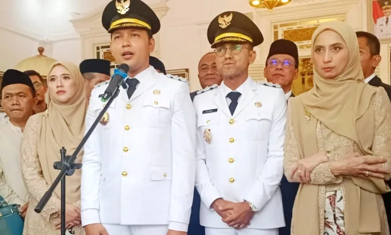 Bupati dan Wakil Bupati Cianjur, Wahyu-Ramzi, langsung mengikuti retret kepala daerah di Akademi Militer Magelang usai sertijab.