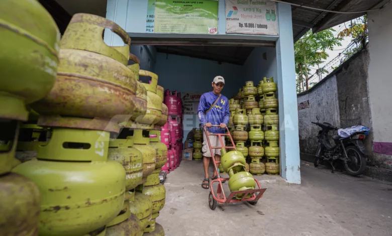 Larangan Eceran Gas Elpiji 3 Kg Disebut Bukan Dari Prabowo, Bahlil Lahadalia Bilang Begini