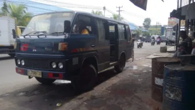 Meningkatnya jumlah travel gelap di Cianjur menunjukkan lemahnya regulasi transportasi yang tidak dapat mengimbangi perkembangan teknologi