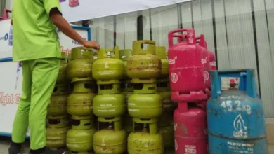 Pembatasan penjualan gas Elpiji 3 Kg kini diberlakukan dan hanya bisa dibeli di pangkalan resmi.