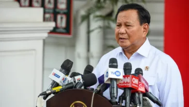 Presiden Prabowo Subianto menegaskan akan menyingkirkan menteri yang tak bekerja untuk rakyat.