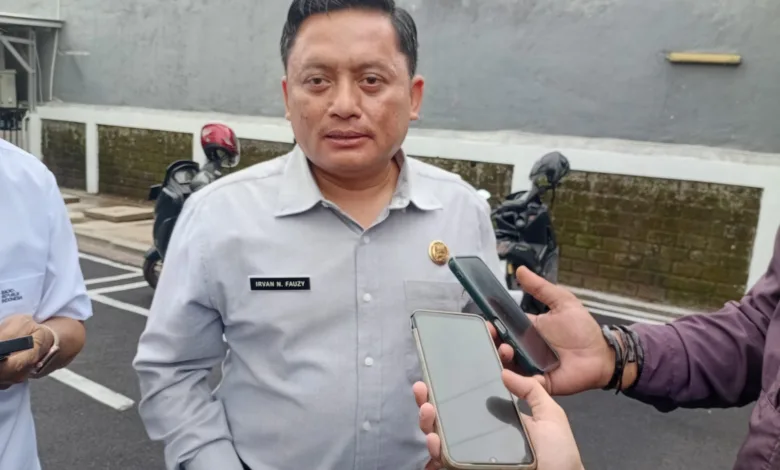 Bupati Cianjur, dr. Muhammad Wahyu Ferdian, fokus meningkatkan RSUD Sayang Cianjur sesuai standar nasional sebelum ke tingkat internasional.