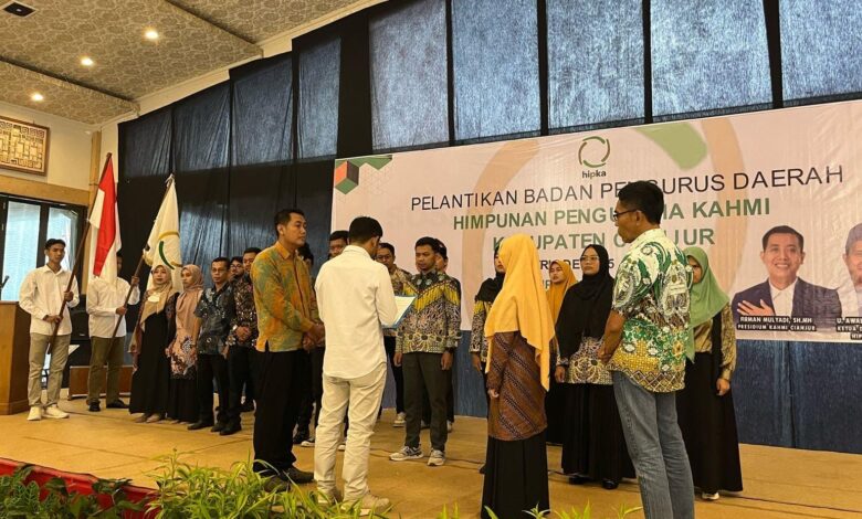 Eva Yulianti resmi dilantik sebagai Ketua BPD HIPKA Cianjur 2025-2030.