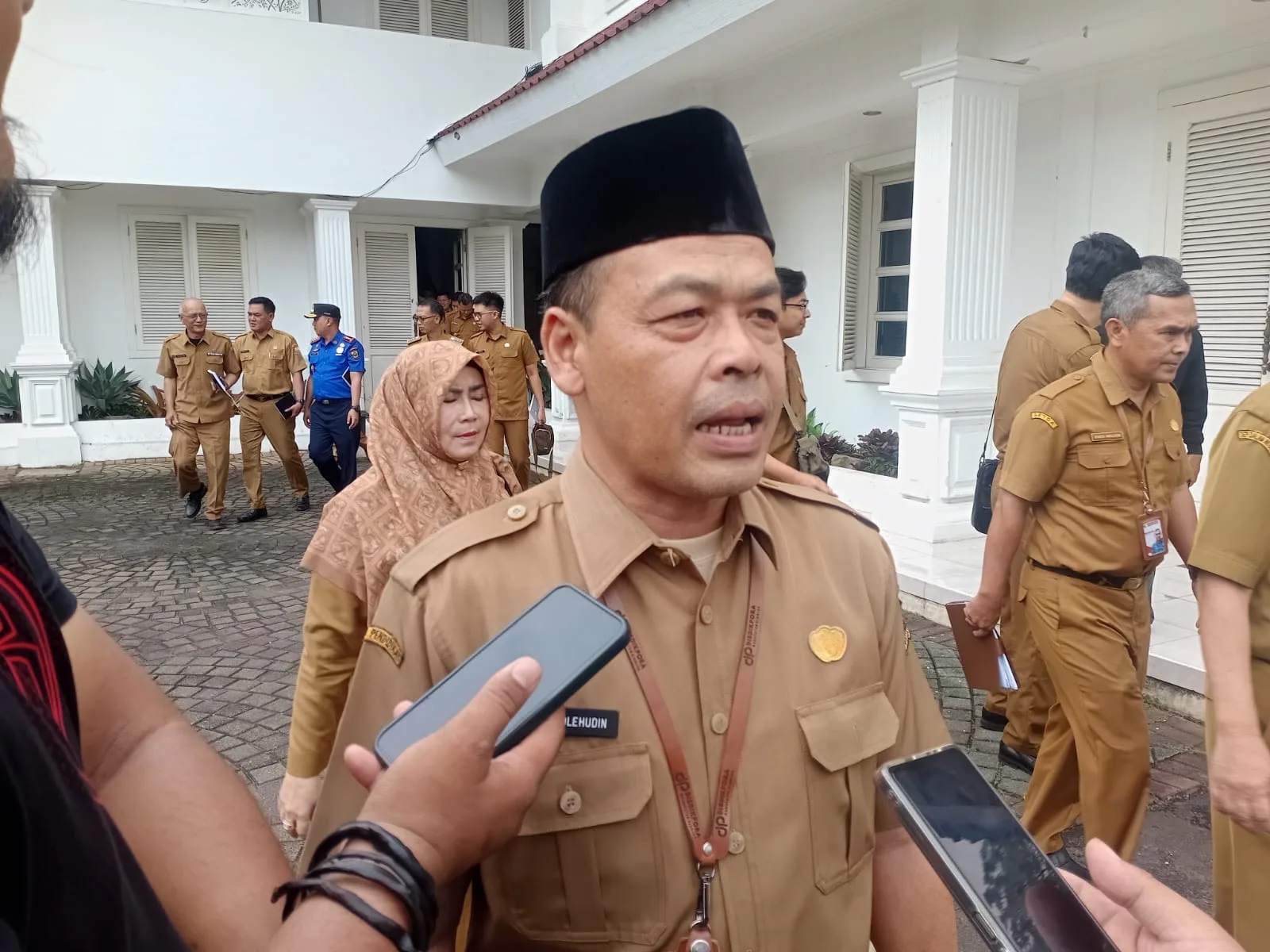 Siswa SD dan SMP di Cianjur Dilarang Bawa HP dan Motor ke Sekolah