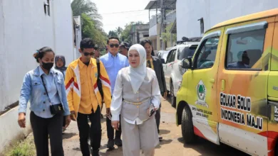 Ketua DPRD Cianjur Metty Triantika Salurkan Bantuan Bagi Korban Banjir, Gandeng Karang Taruna dan Relawan TMP