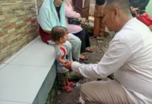 Camat Cugenang, Ali Akbar, bersama kepala desa, kepala puskesmas, dan bidan desa telah mengunjungi langsung rumah keluarga Aleena.