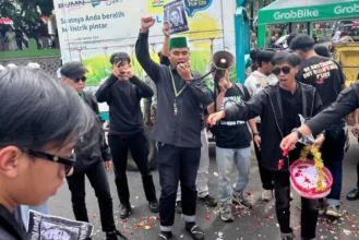 HMI Cabang Cianjur mengecam keras tindakan represif polisi yang menewaskan Affan Kurniawan.