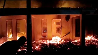 Kebakaran hebat melanda pondok pesantren di Tanggeung, Cianjur, Senin (08/09/2025) dini hari.