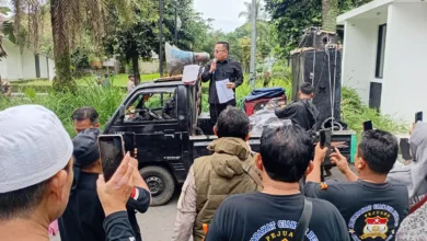 Tagih Janji Pemkab Cianjur Buat Ramaikan Pasar, Ratusan Pedagang Induk Gelar Aksi Damai ke DPRD
