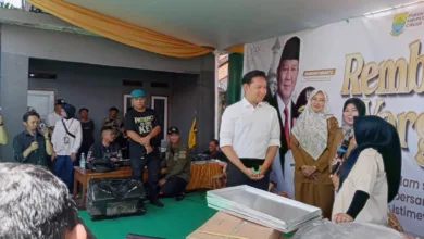 Bupati Cianjur dr Mohammad Wahyu Ferdian saat Rembug Warga di Desa Sindangasih, Kecamatan Karangtengah, pada Senin (24/11/2025).