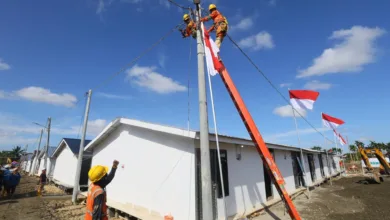PLN tengah menyelesaikan penyambungan jaringan listrik di kawasan Rumah Hunian Danantara (Huntara), Aceh Tamiang
