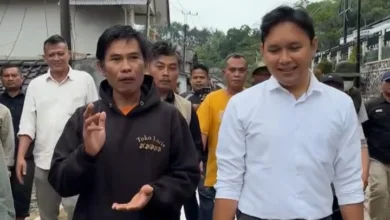 Bupati Cianjur dr. Mohammad Wahyu Ferdian meninjau langsung kondisi Jalan Cimaskara–Padasuka, Kecamatan Cibinong, yang kini telah mulus usai diperbaiki, Sabtu 10 Januari 2026.