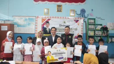 Peduli Pendidikan, Anggota DPRD Cianjur Fraksi Golkar, Lukmanul Hakim Salurkan Beasiswa PIP Aspirasi di SDN 1 Cimacan